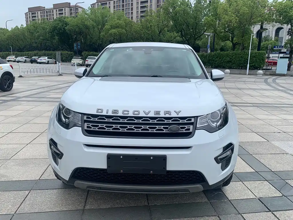 Land Rover Discovery Sport 2017 — фото 2