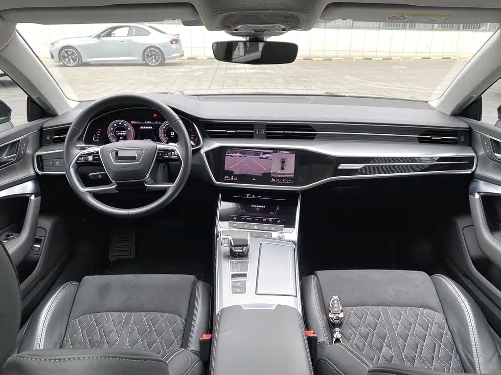 Audi A7L 2024 — фото 3