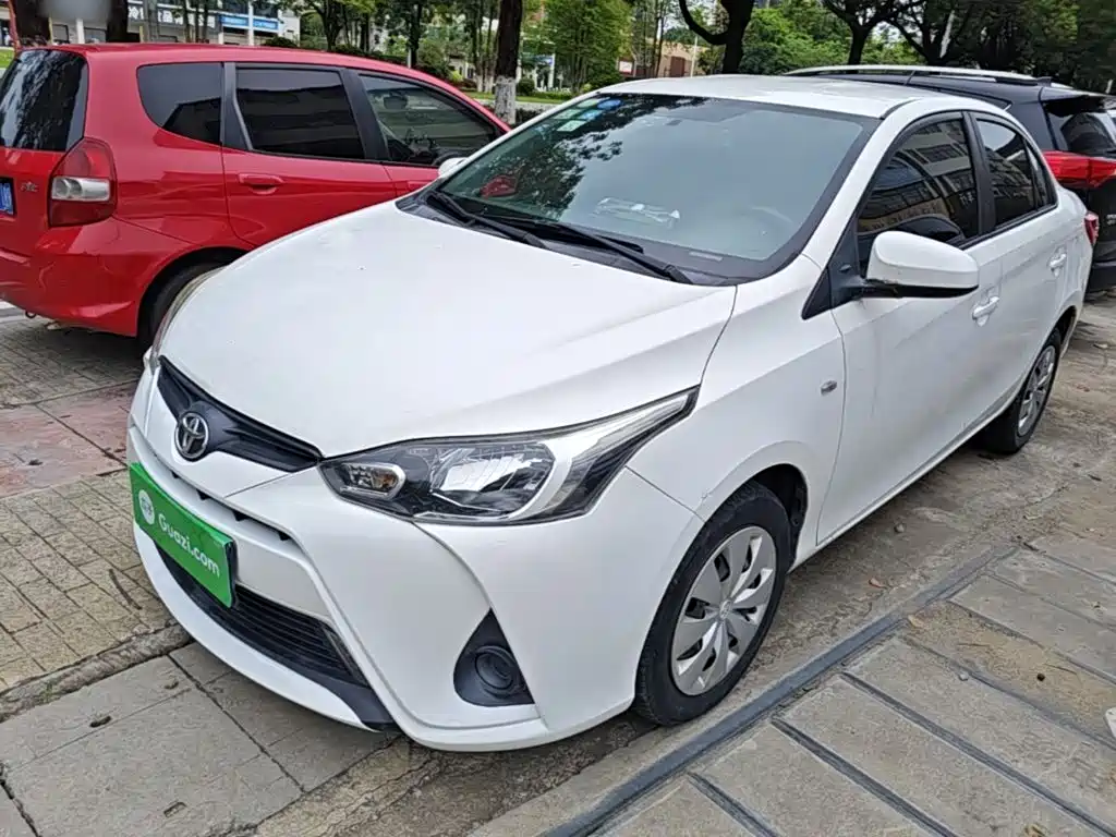 Toyota Yaris L 2018 — фото 1