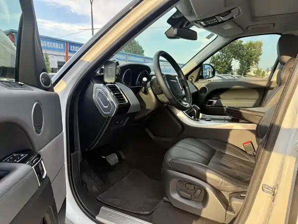 Land Rover Range Rover Sport 2014