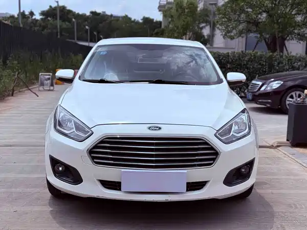 Ford Escort 2017