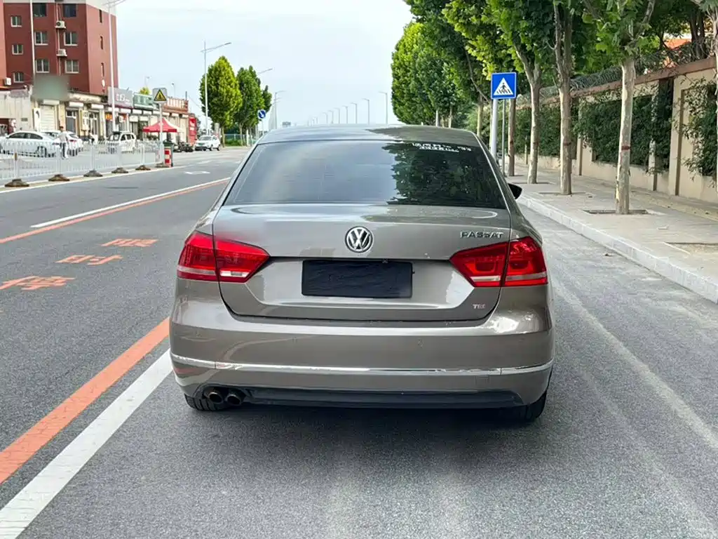 Volkswagen Passat 2016 — фото 25