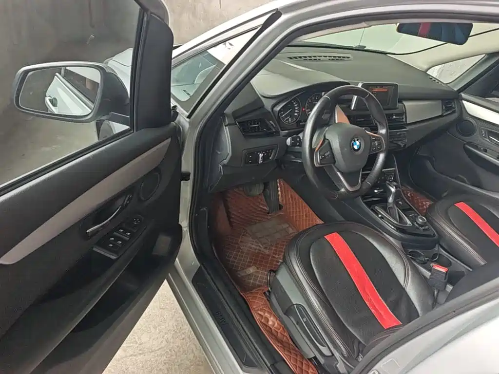 BMW 2 Series Gran Tourer 2015 — фото 23