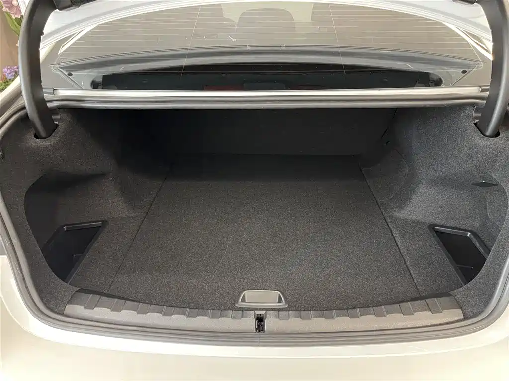BMW i3 2024 — фото 26