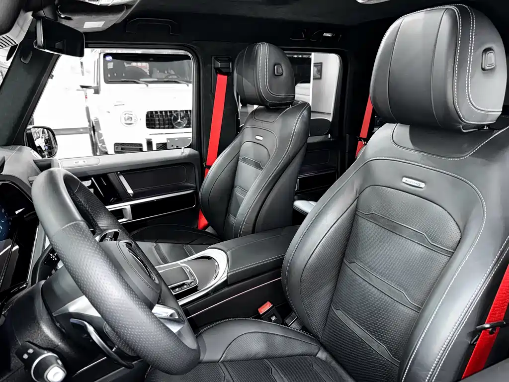 Mercedes-Benz G-Class AMG 2025 — фото 9