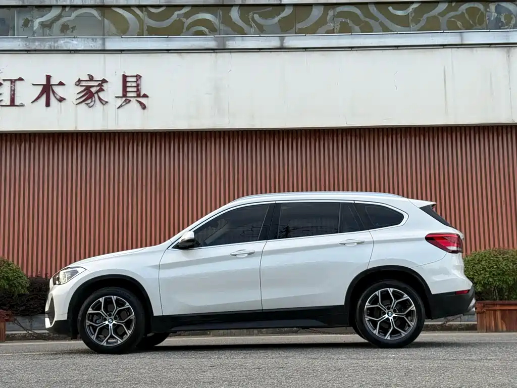 BMW X1 2021