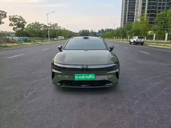 Zeekr 007GT 2025