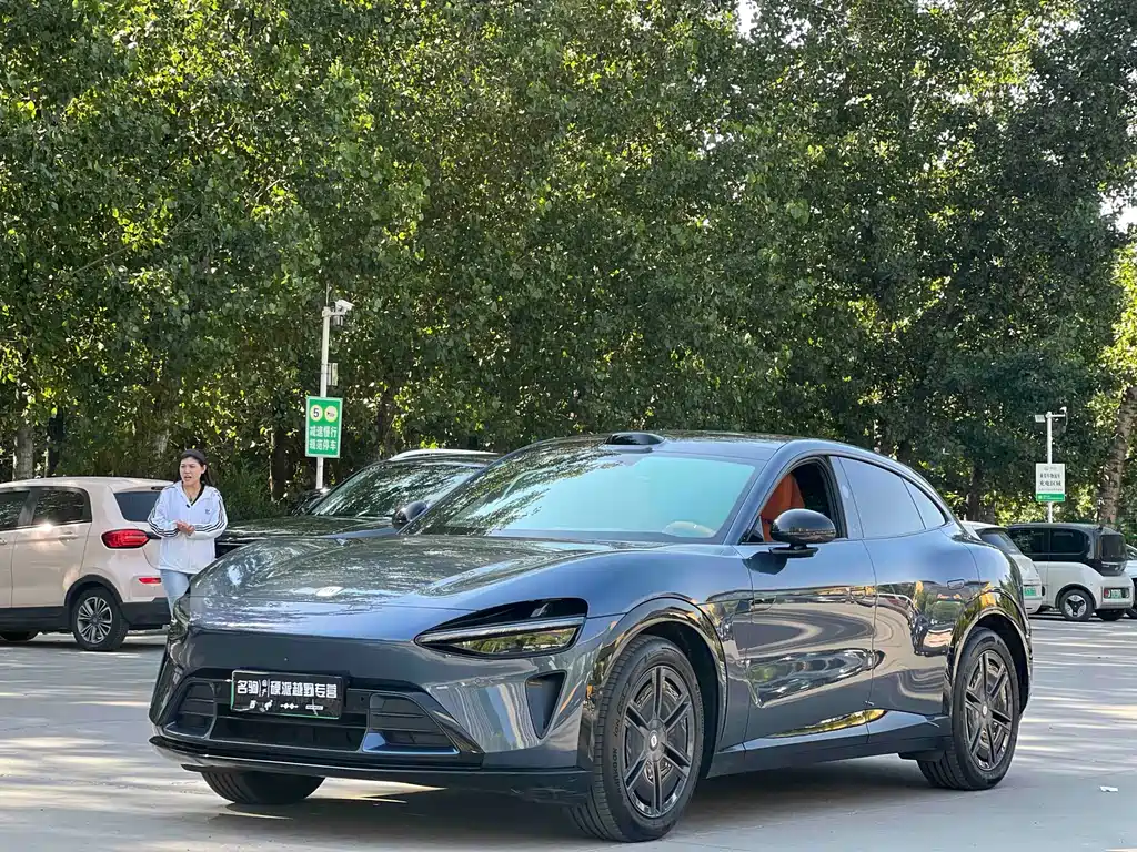 Xiaomi YU7 2026 — фото 1