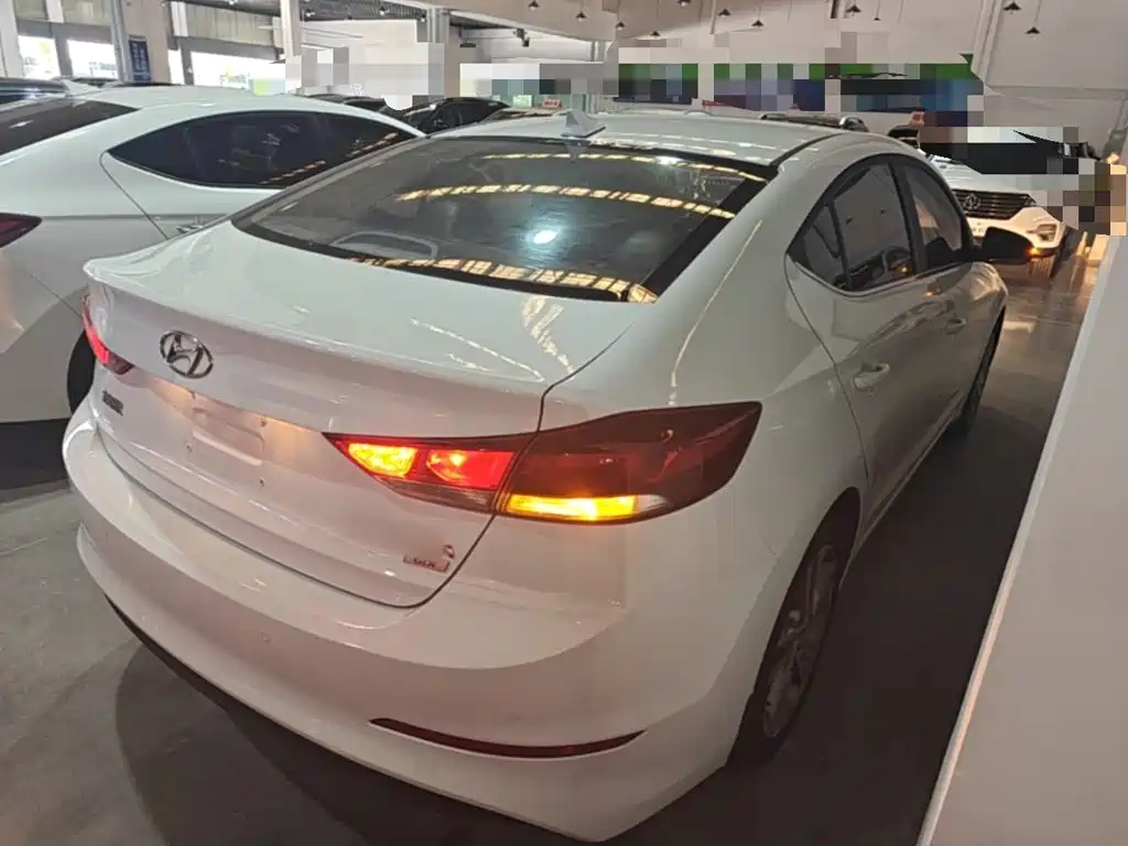 Hyundai Celesta 2017 — фото 7