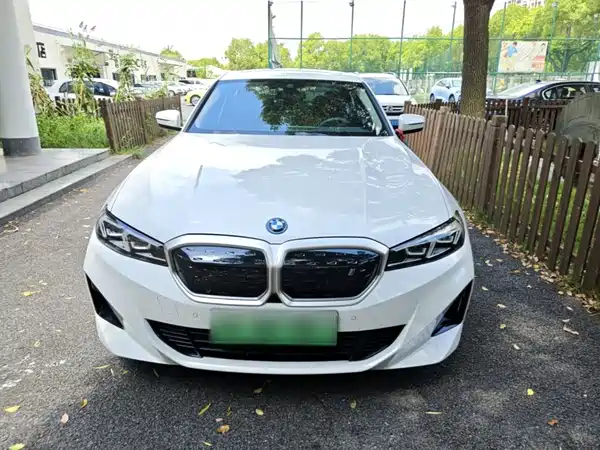 BMW i3 2023