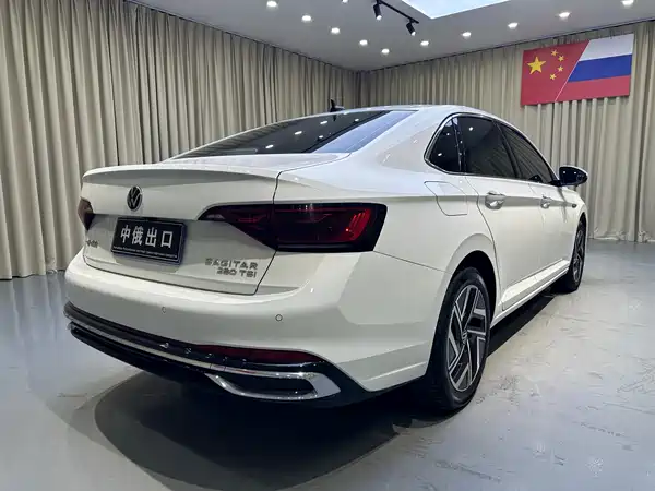 Volkswagen Sagitar 2022