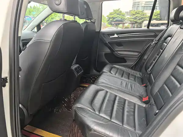 Volkswagen Golf 2014