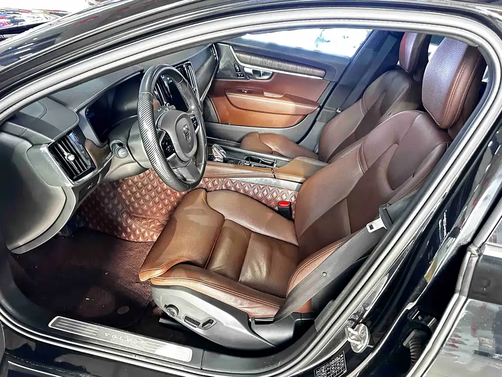 Volvo S90 2022 — фото 4
