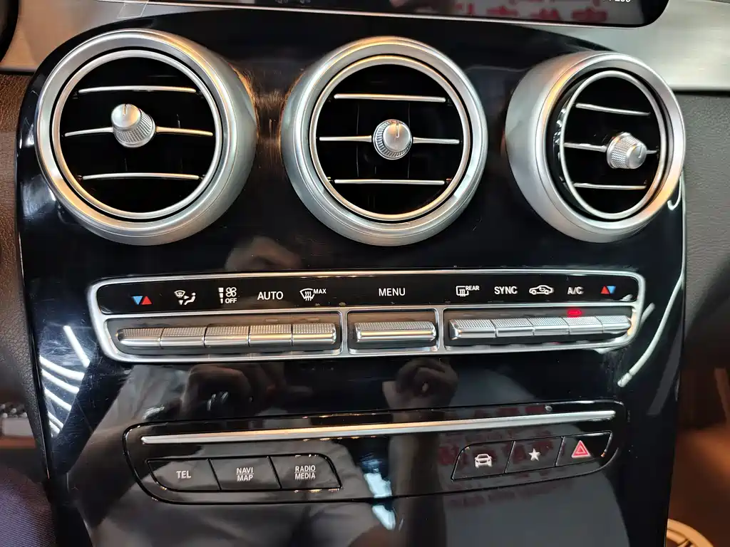 Mercedes-Benz GLC 2023 — фото 10