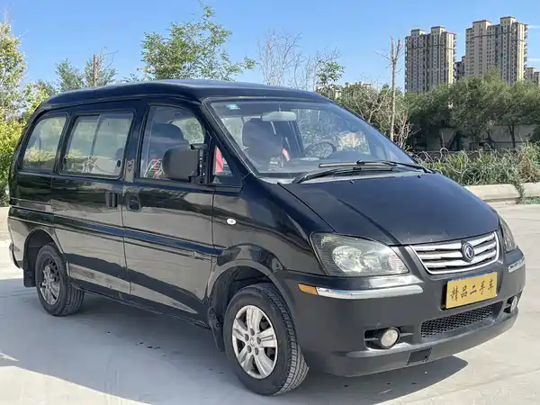 Dongfeng Lingzhi 2014