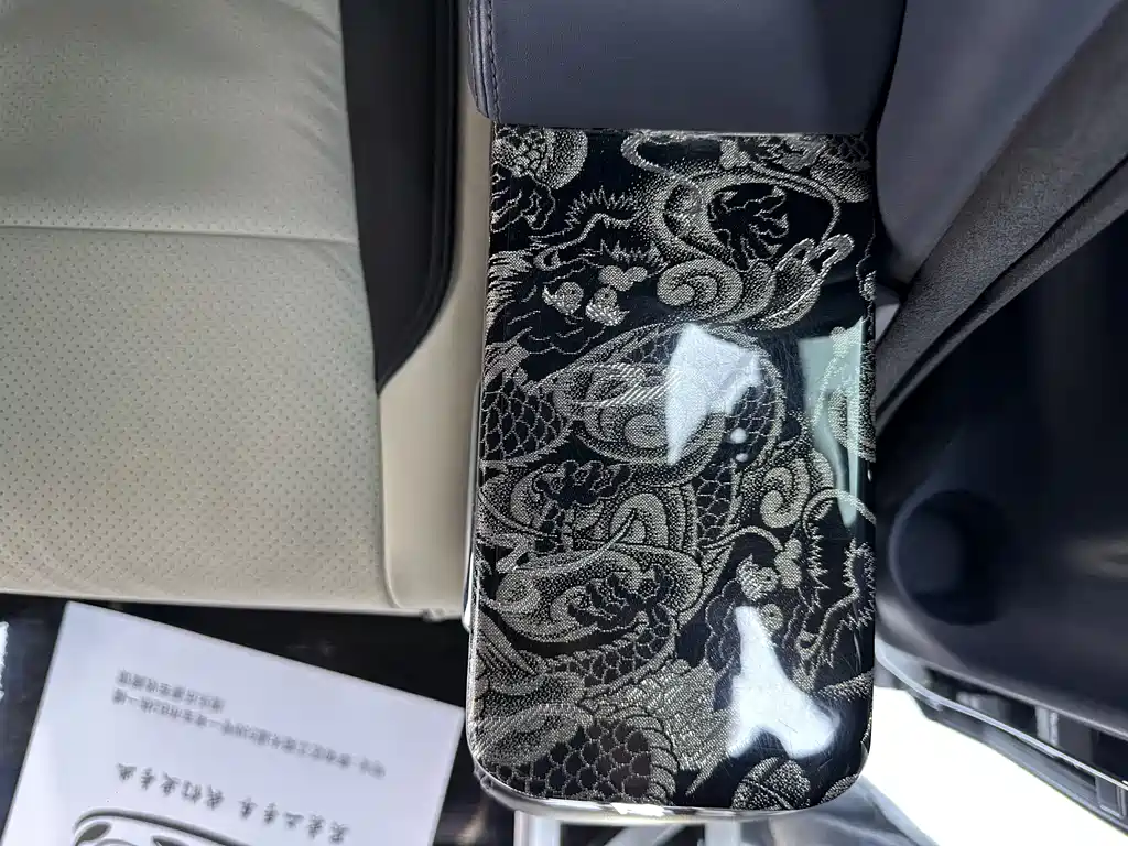 Toyota Alphard 2018 — фото 20