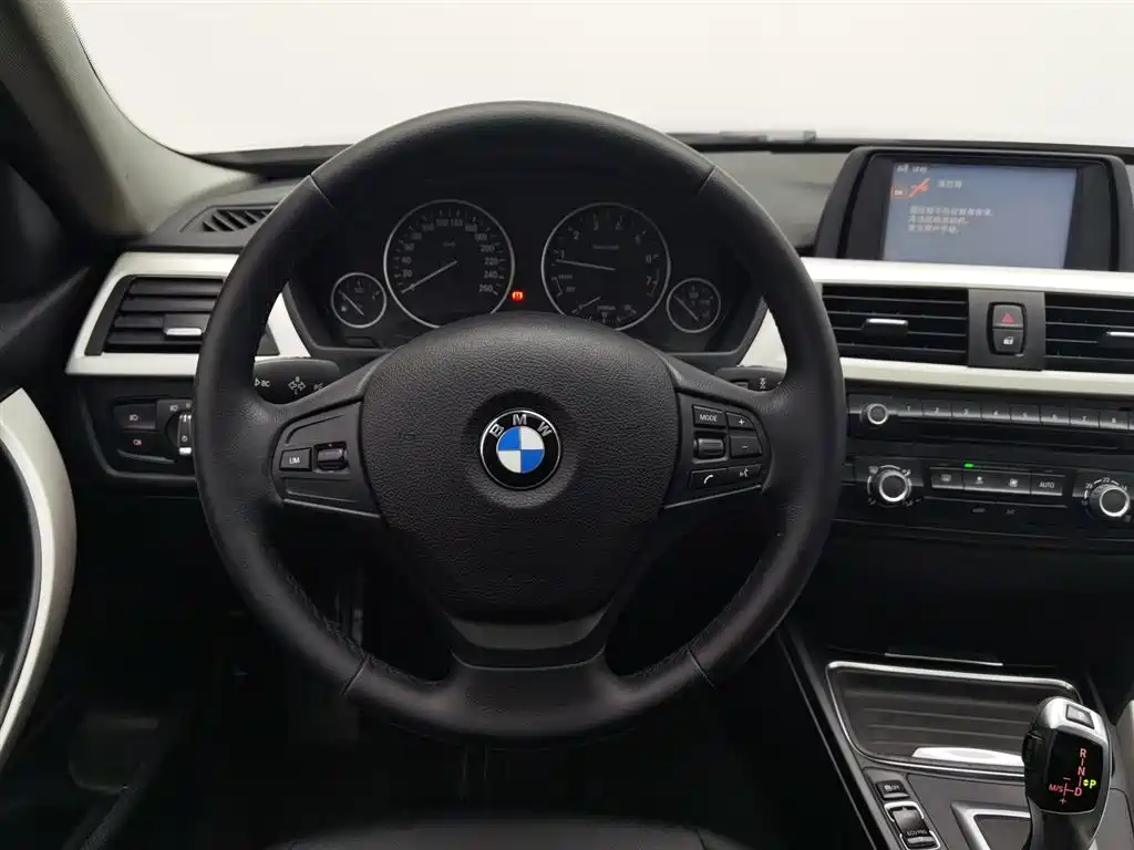 BMW 3 Series 2013 — фото 11