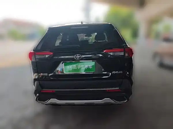 Toyota RAV4 2025