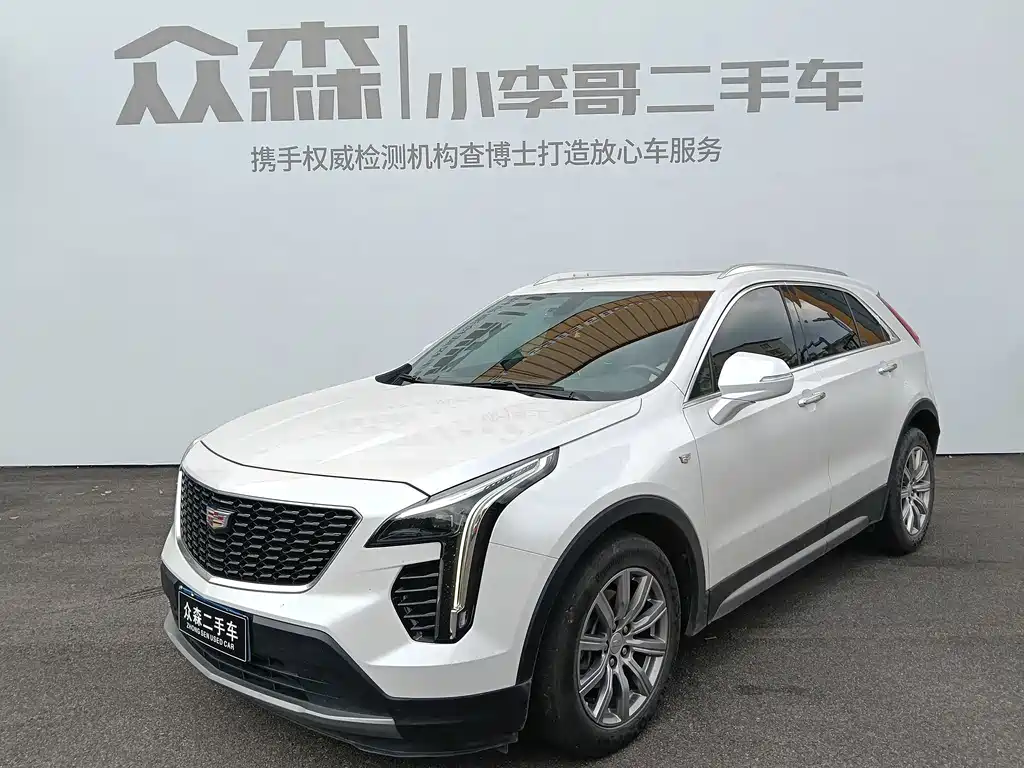 Cadillac XT4 2022 — фото 1