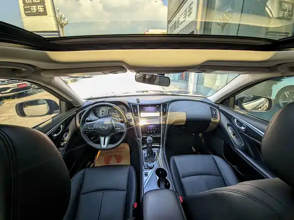 Infiniti Q50L 2021