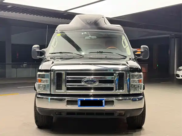 Ford E350 2011