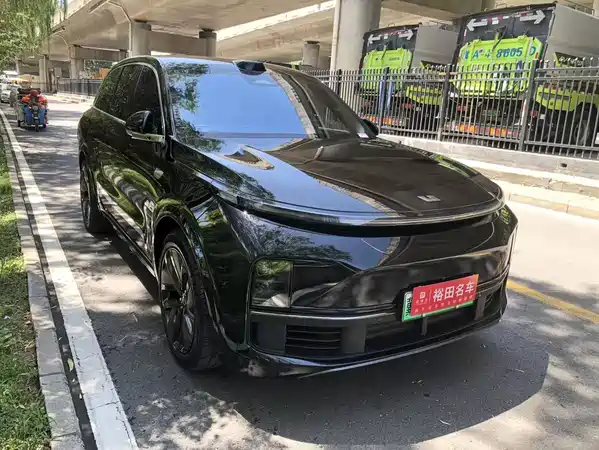 Li Auto L8 2024