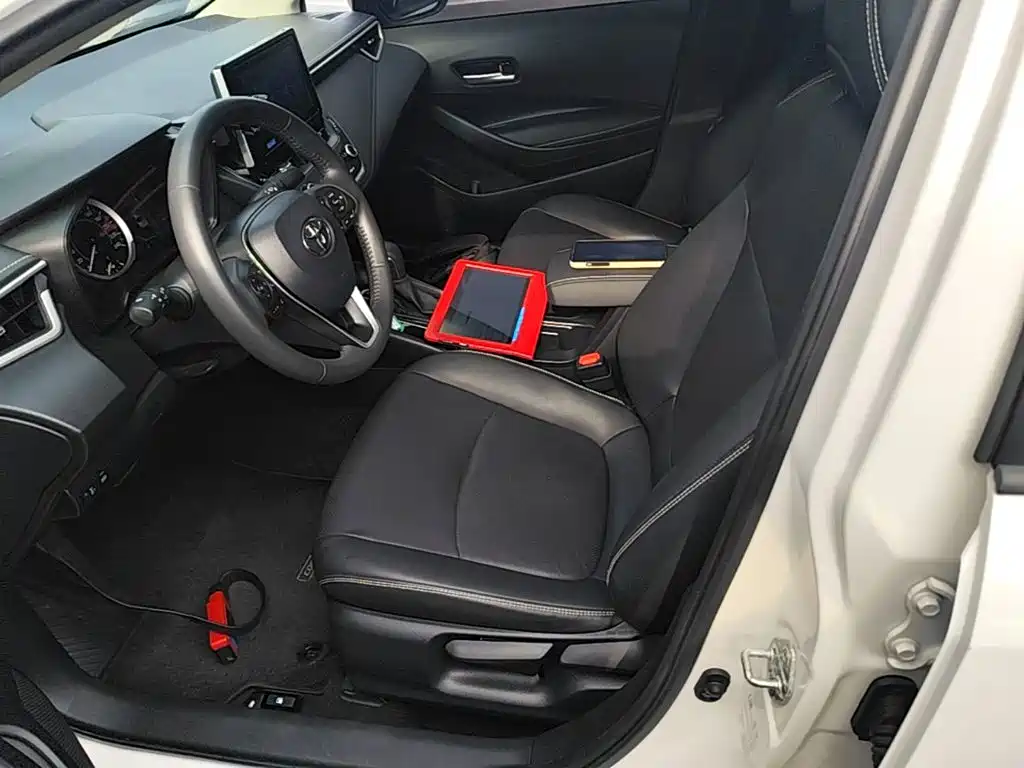 Toyota Corolla 2021 — фото 15