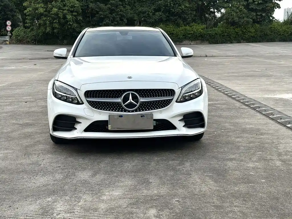Mercedes-Benz C-Class 2019