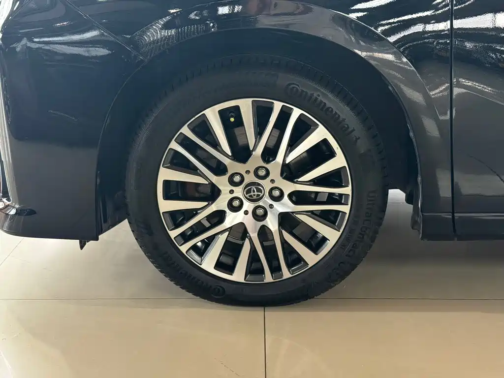 Toyota Alphard 2018 — фото 28