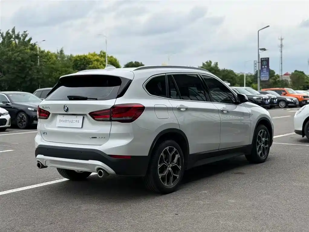 BMW X1 2022 — фото 15