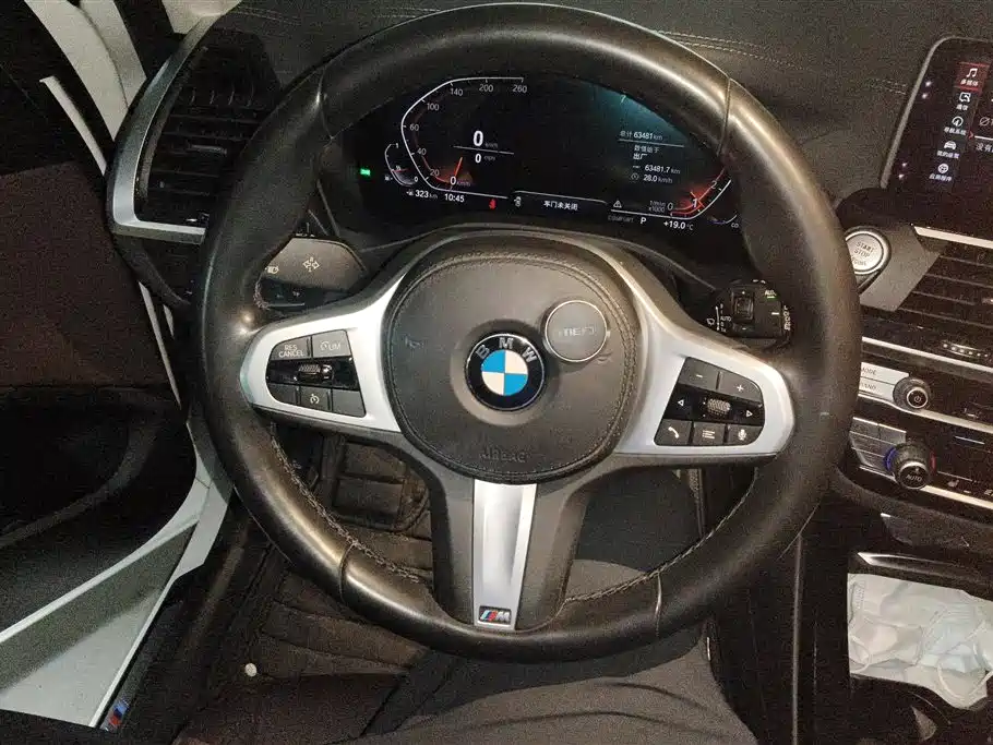 BMW X3 2019 — фото 15