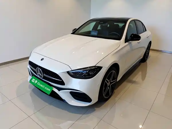 Mercedes-Benz C-Class 2024