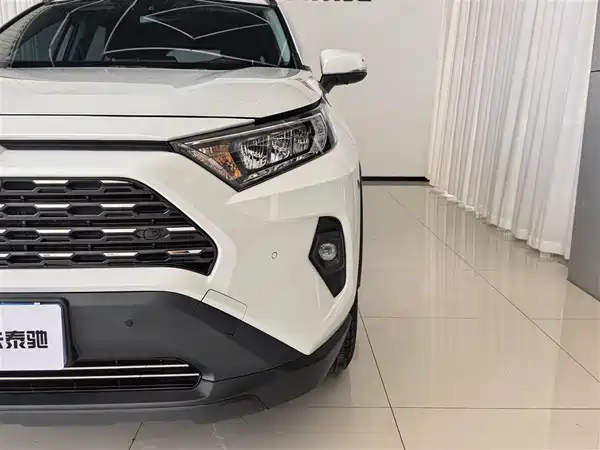 Toyota RAV4 2023