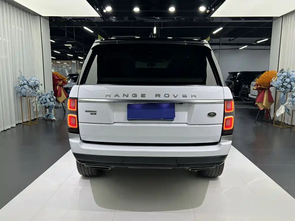 Land Rover Range Rover 2020 — фото 12