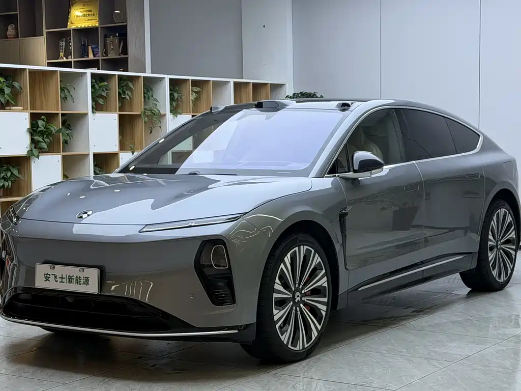NIO ET9 2025