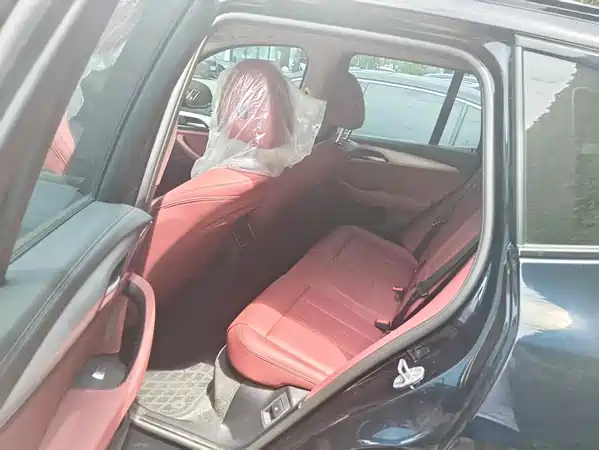 BMW iX3 2024