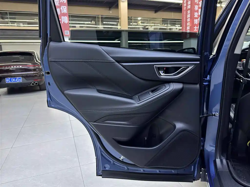 Subaru Forester 2021 — фото 13