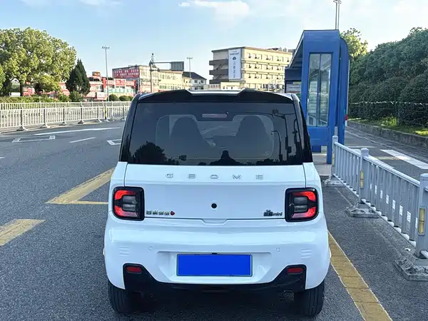Geely Galaxy Panda 2023