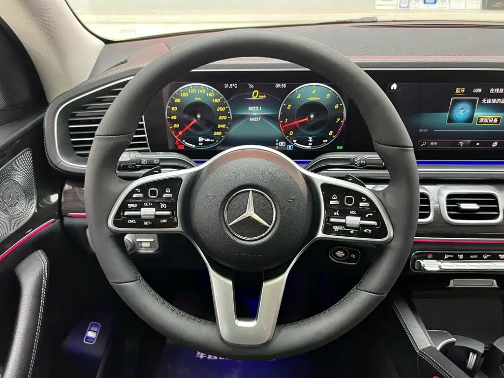 Mercedes-Benz GLE 2019 — фото 14