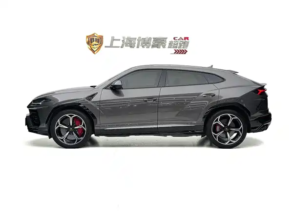 Lamborghini Urus 2021