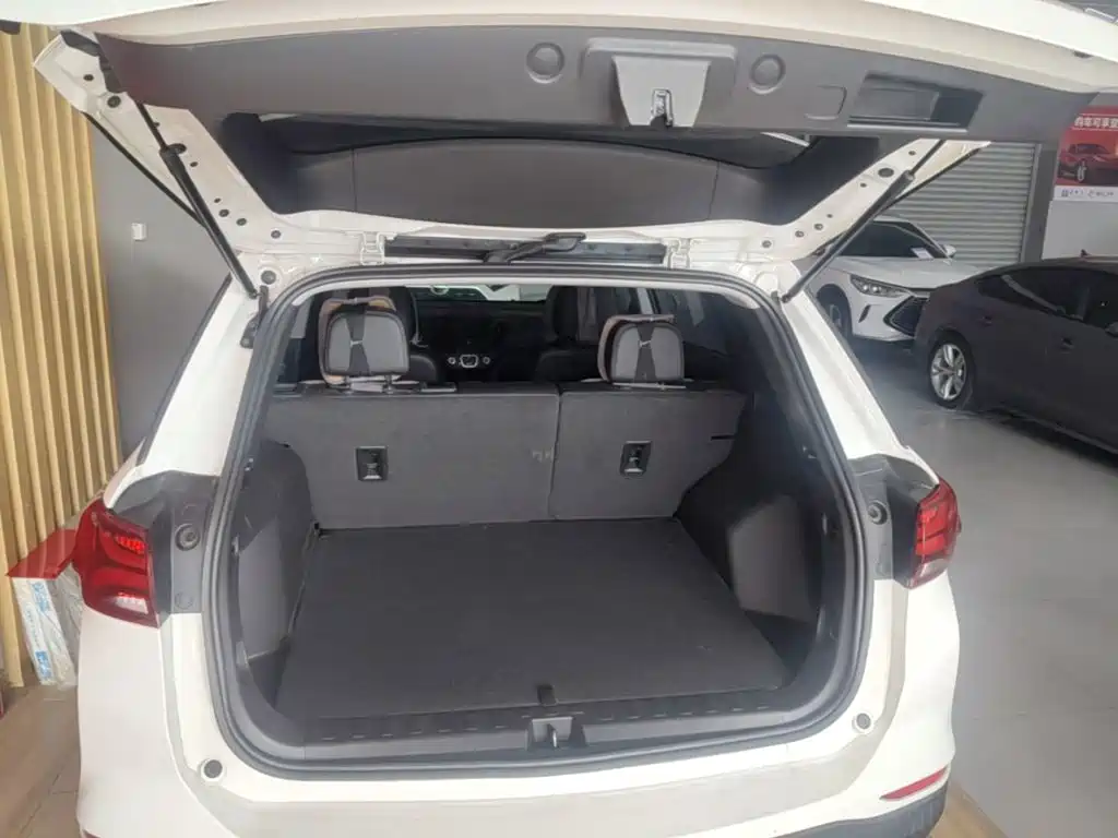 Chevrolet Equinox 2022 — фото 19