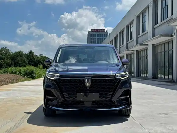 Roewe iMAX8 2021