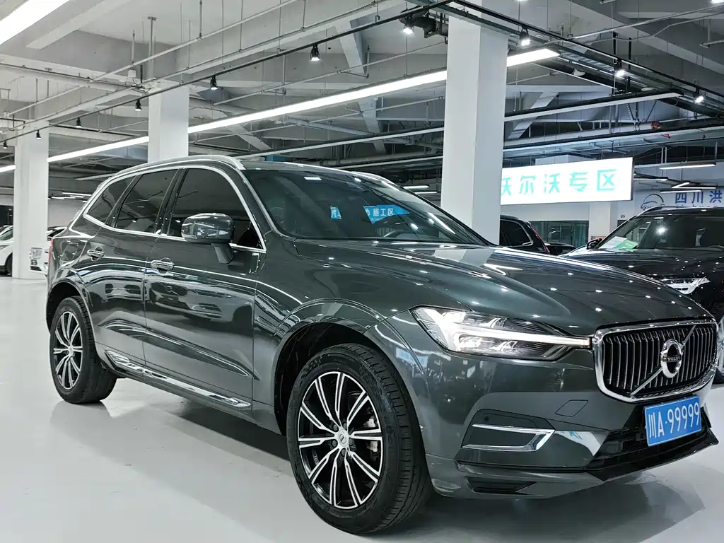 Volvo XC60 2021 — фото 3