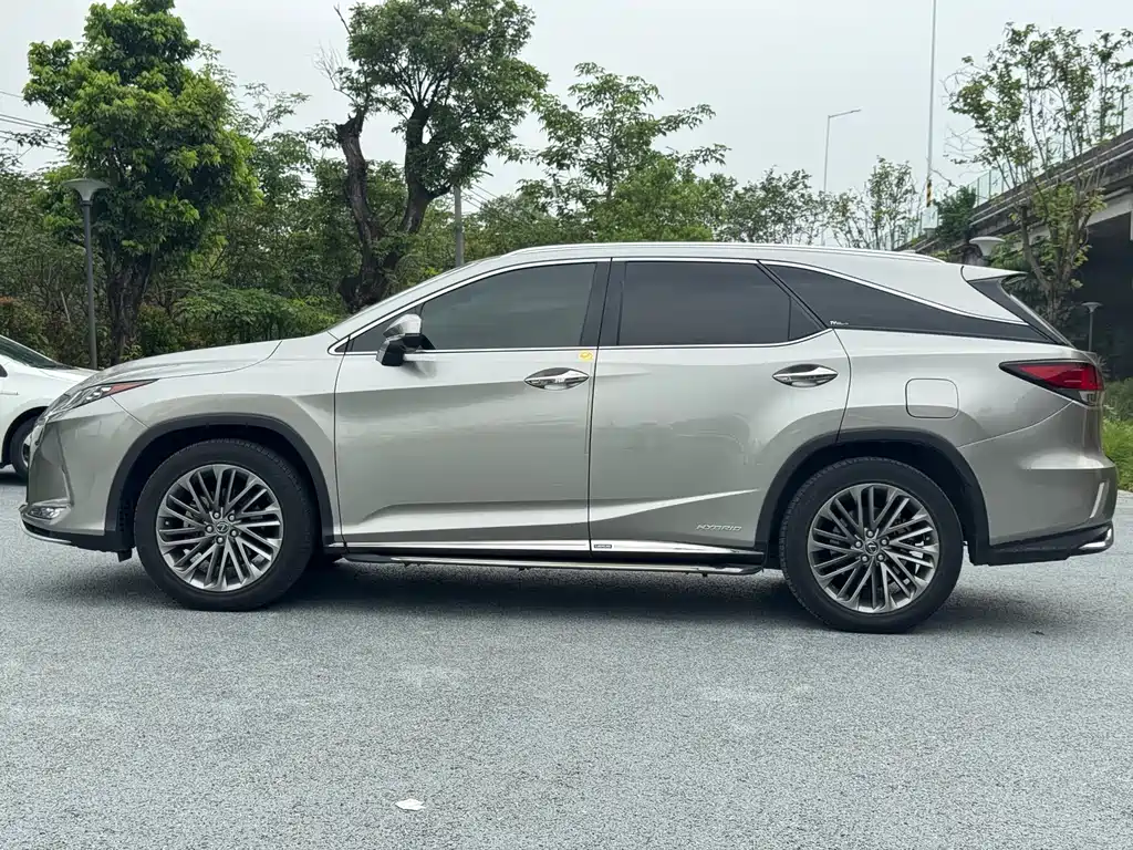 Lexus RX 2020 — фото 7