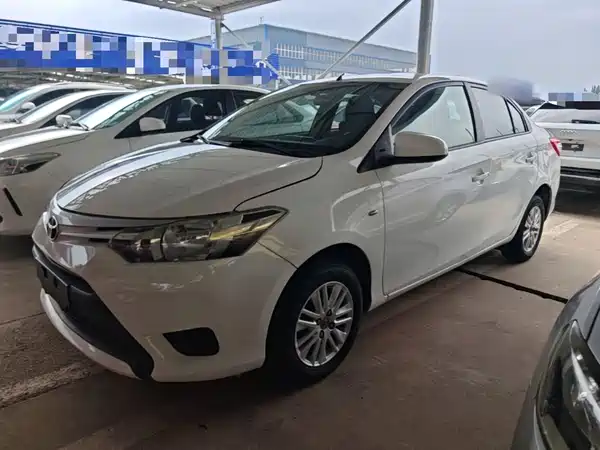 Toyota Vios 2015