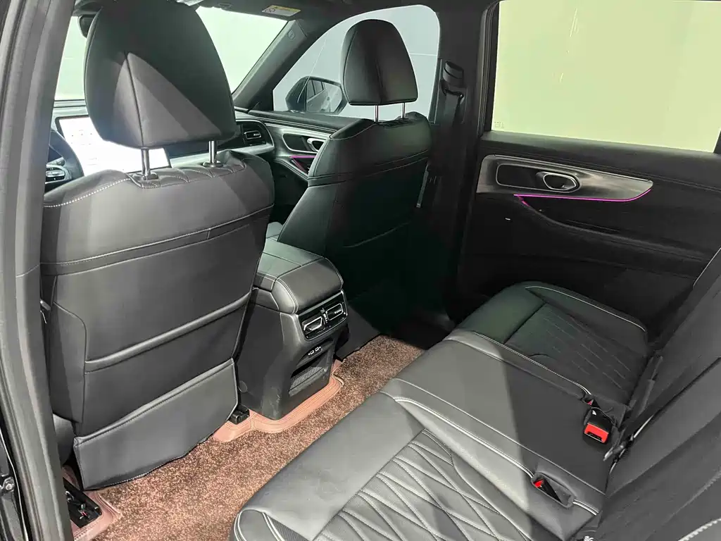 GAC Trumpchi GS8 2025 — фото 12