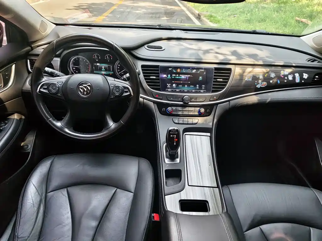 Buick LaCrosse 2017 — фото 9
