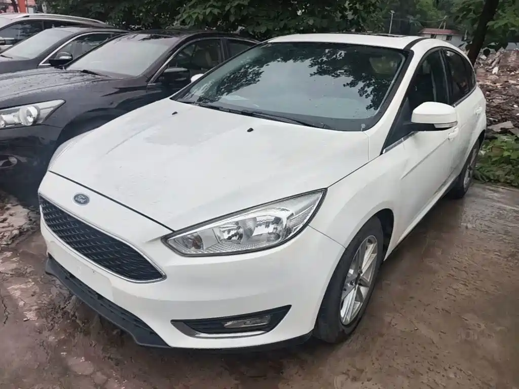 Ford Focus 2016 — фото 1