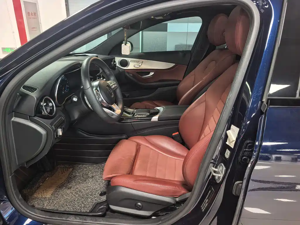 Mercedes-Benz C-Class 2020 — фото 3