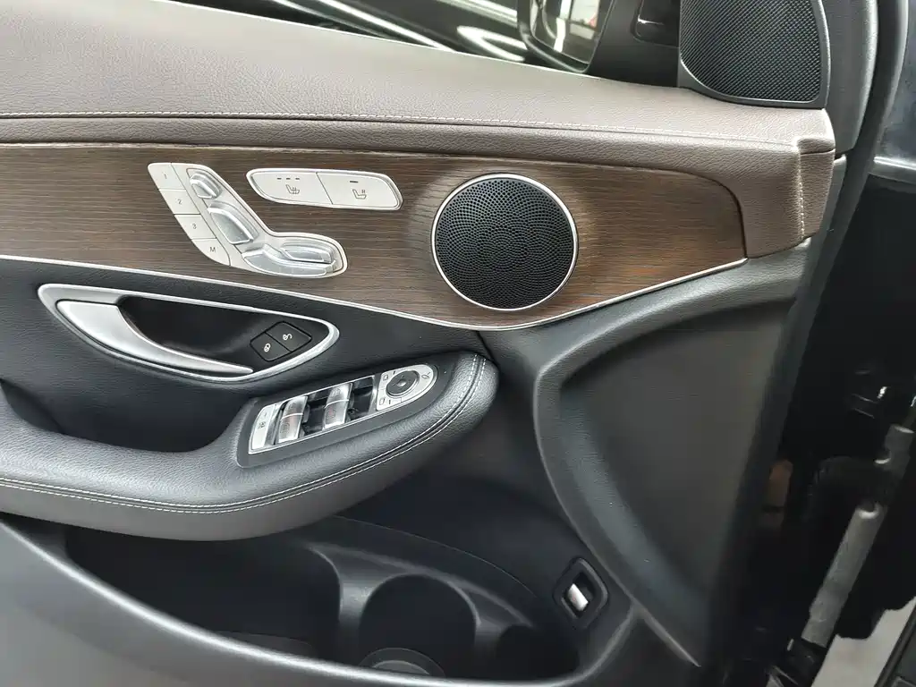Mercedes-Benz GLC 2022
